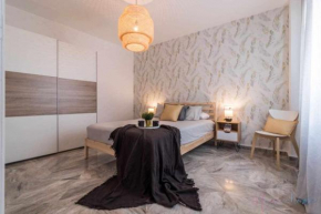 Apartamento tranquilo en pleno centro con garaje